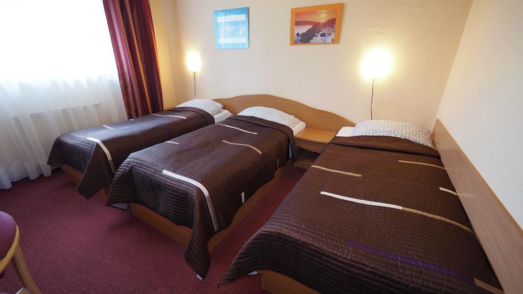 Karat Bed and Breakfast Malbork Buitenkant foto